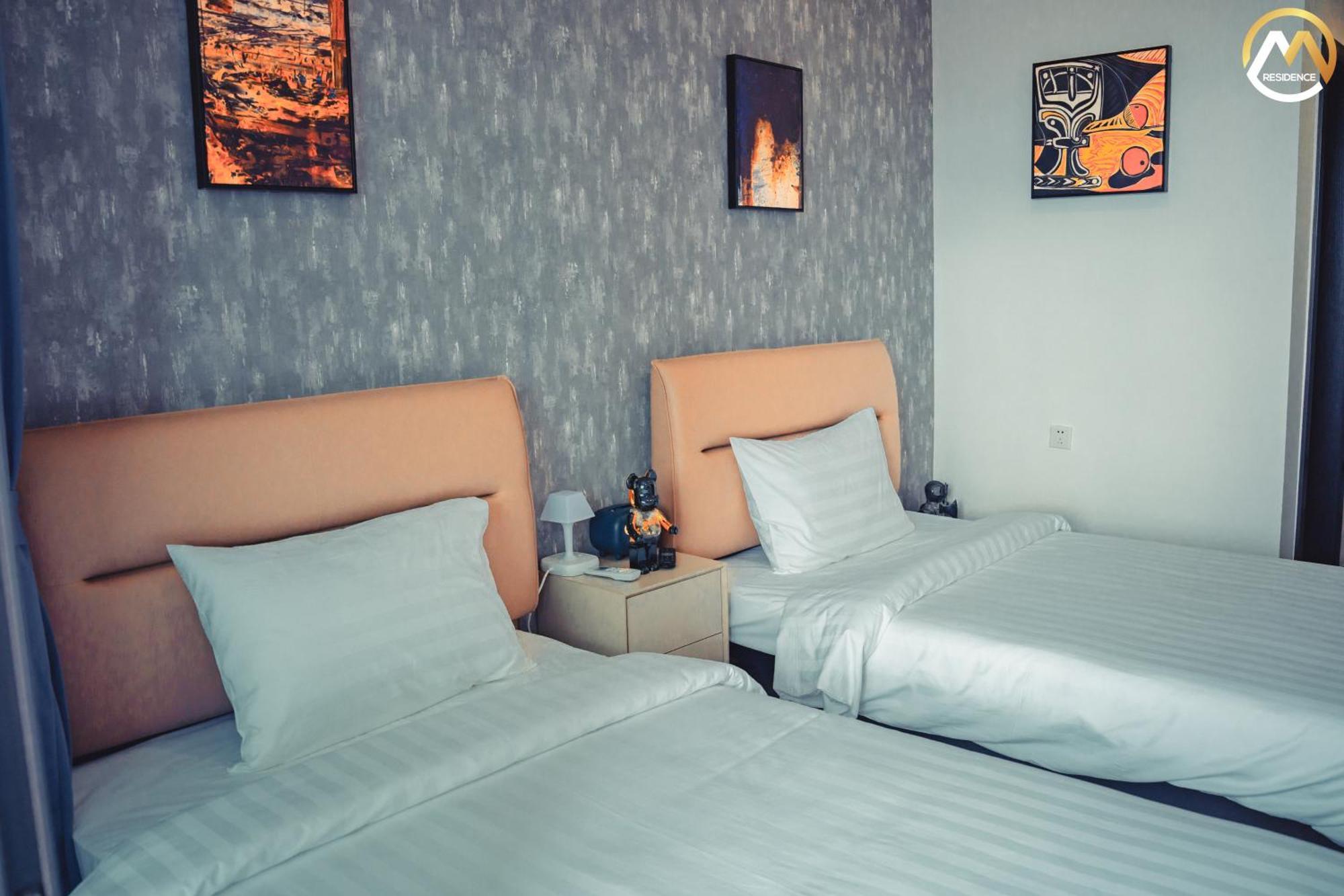 Hotel Serviced Apartments Top One Infinity Pool With View Of 360 Degree Phnom Penh Exterior foto