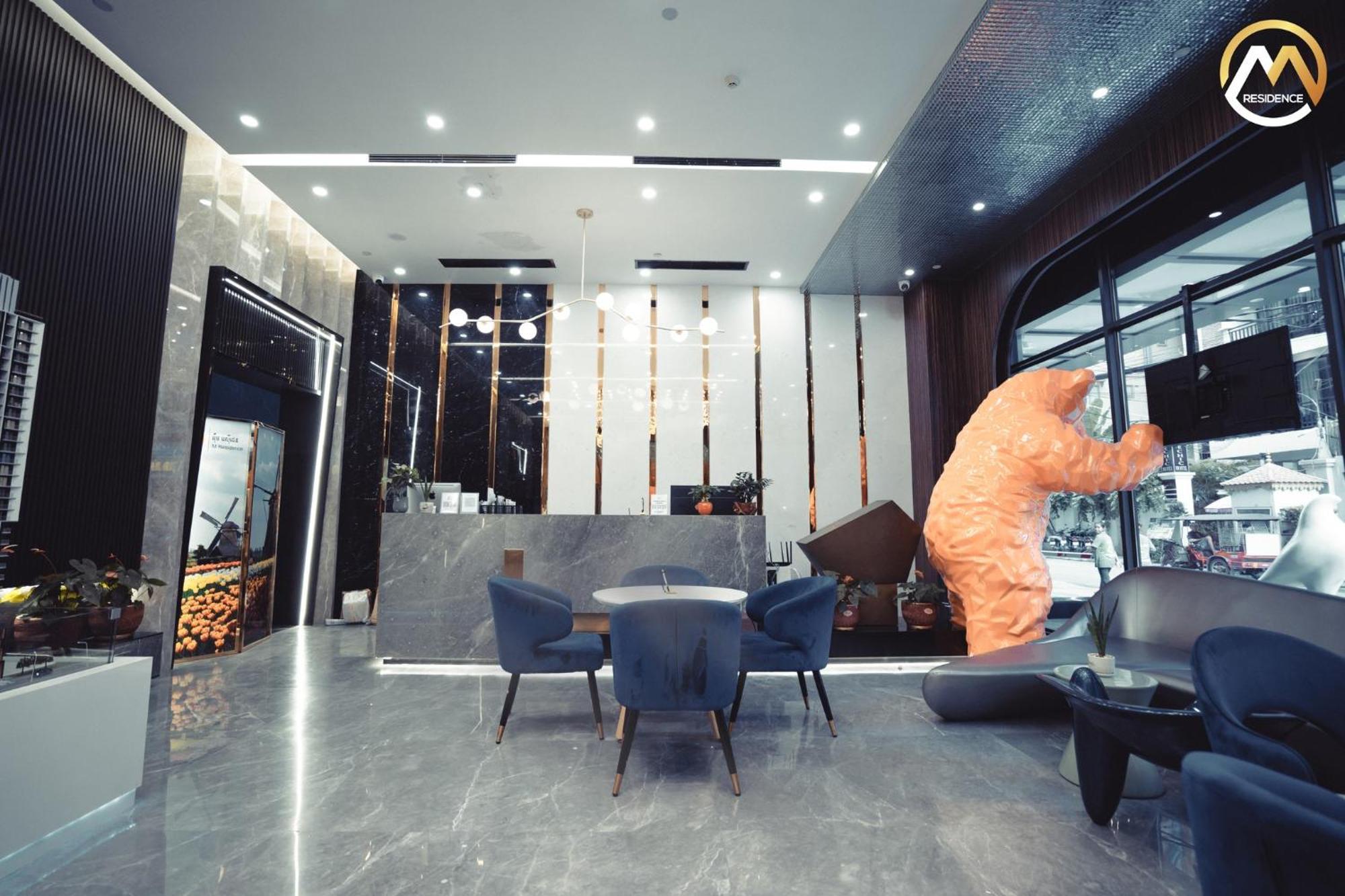 Hotel Serviced Apartments Top One Infinity Pool With View Of 360 Degree Phnom Penh Exterior foto